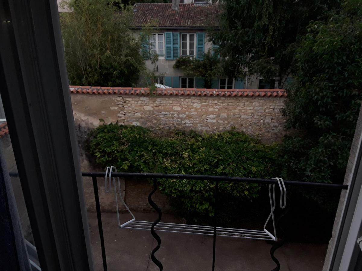 Studio Augouard, Plein Centre Appartamento Poitiers Esterno foto